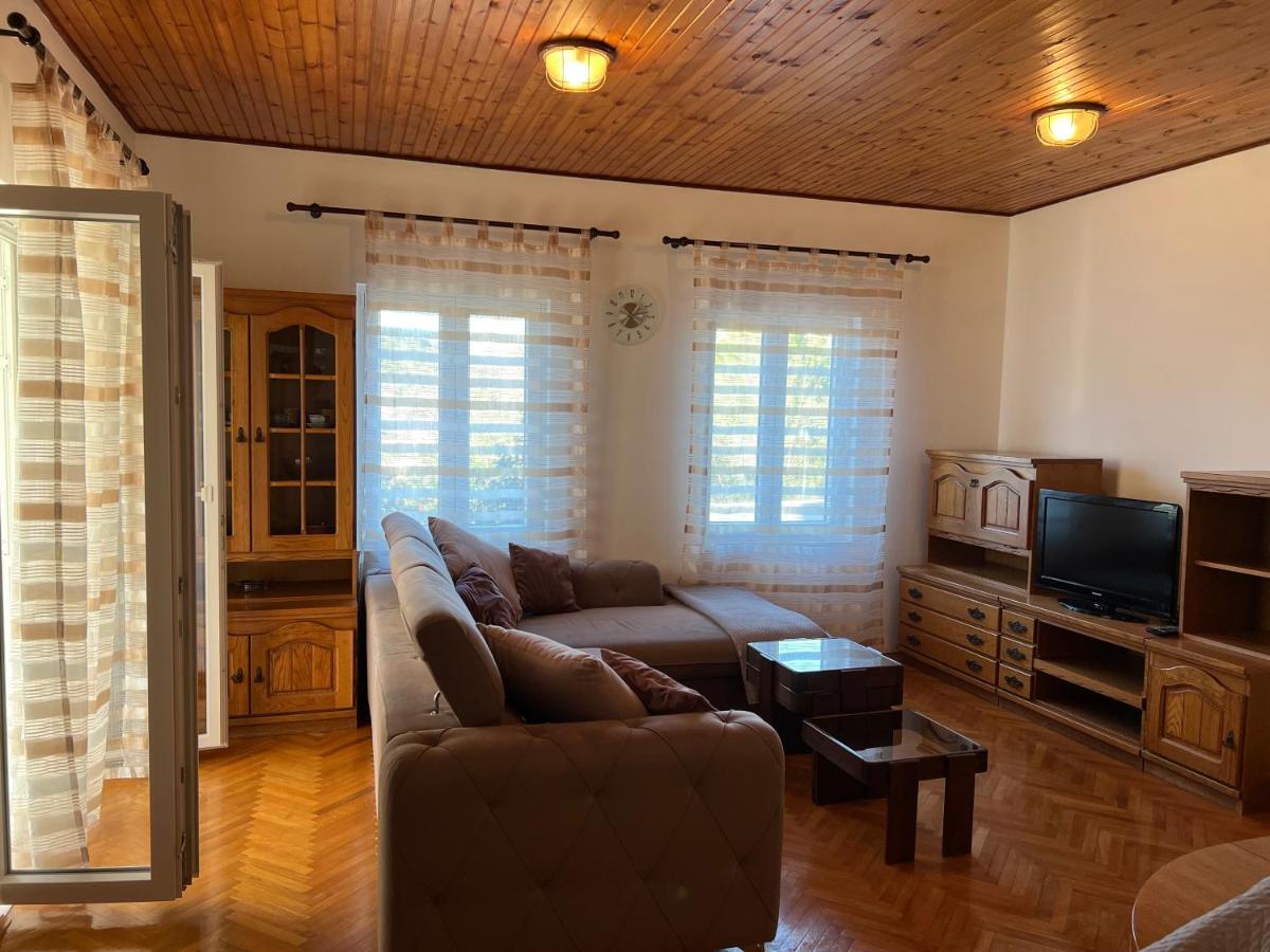 Apartmani Luka Zrnovo Eksteriør bilde